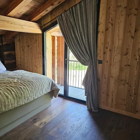 De 8 - 16 Personnes בקתה מגב