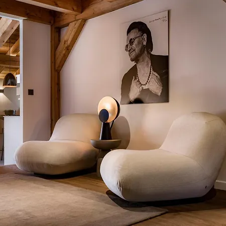 Chalet De 8 - 16 Personnes *